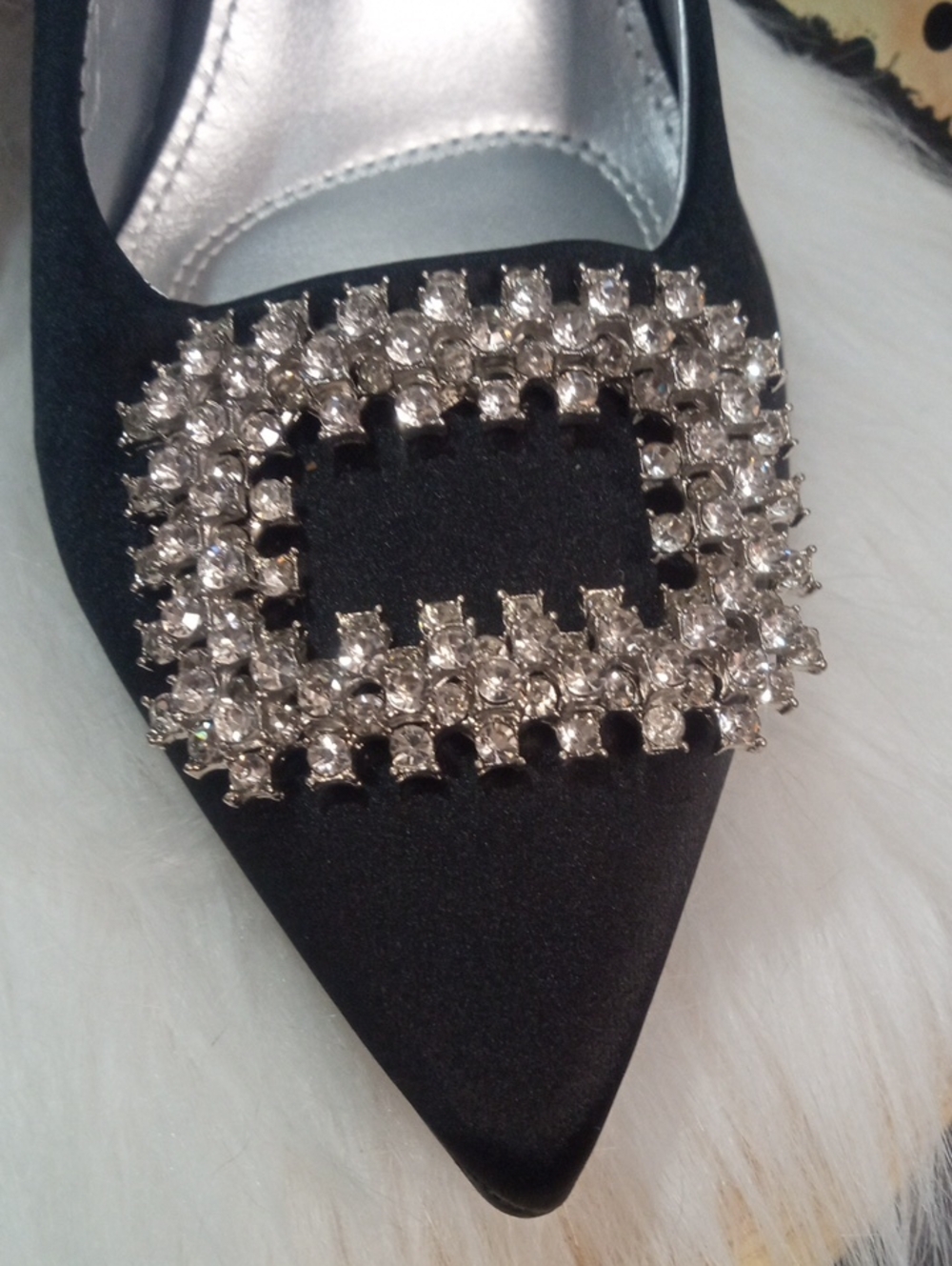 NINE WEST SATIN/RHINESTONE SHOES - Picture 4 of 10